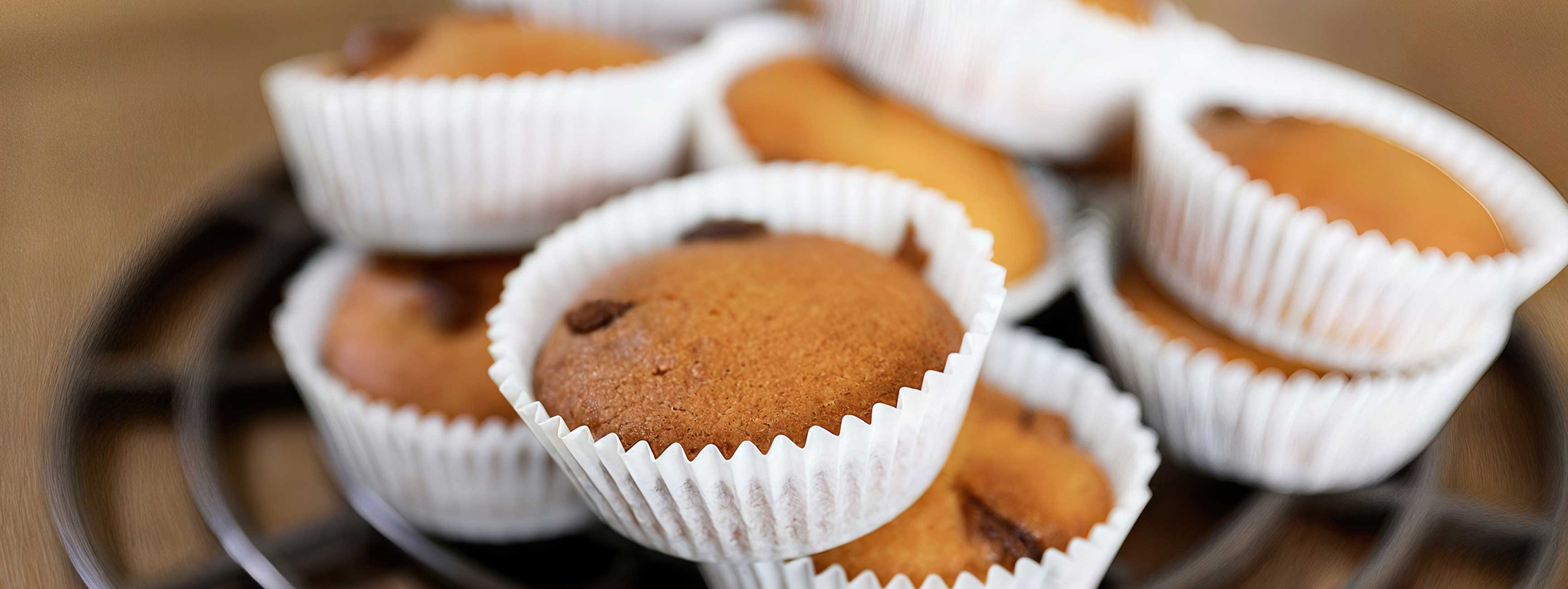 Milkybar® mini muffins | Nestlé Confectionery
