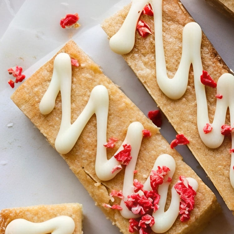 Milkybar Strawberry Shortbread Bars - Mobile