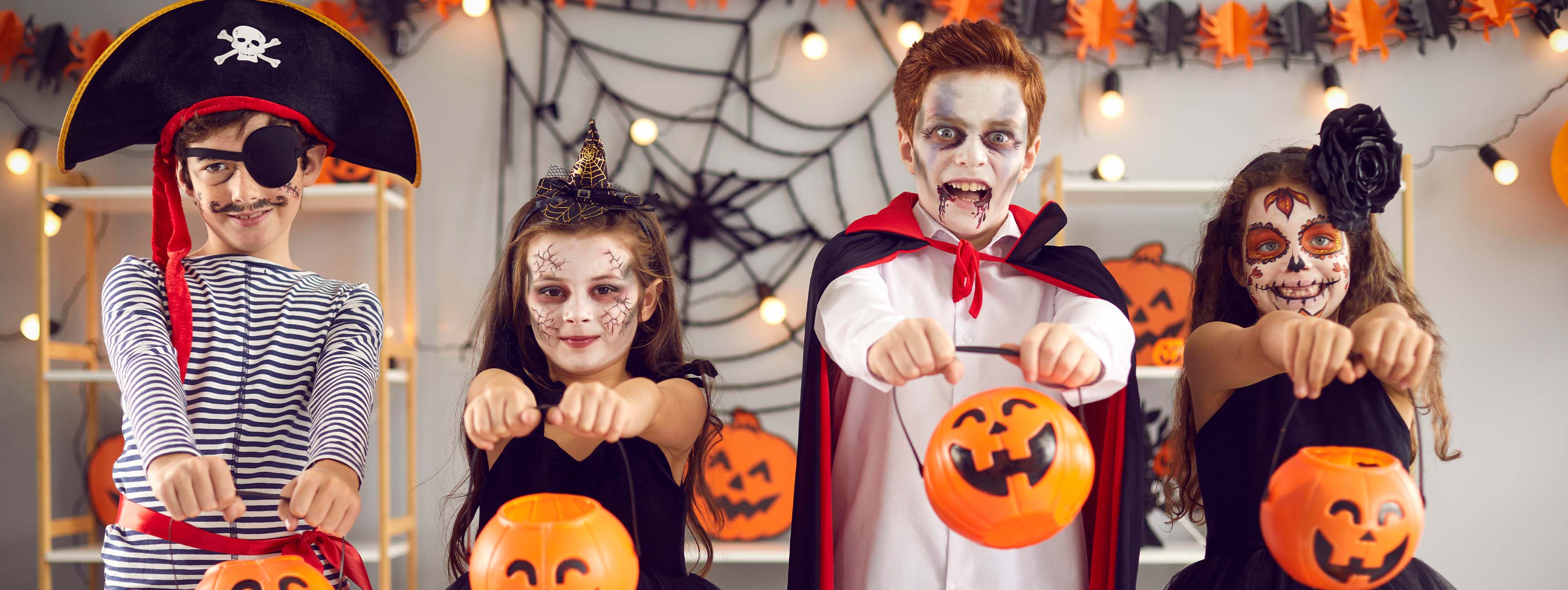 Santa's Treat' Chocolate Neapolitans | Jolly Gift Box Carton - View #3