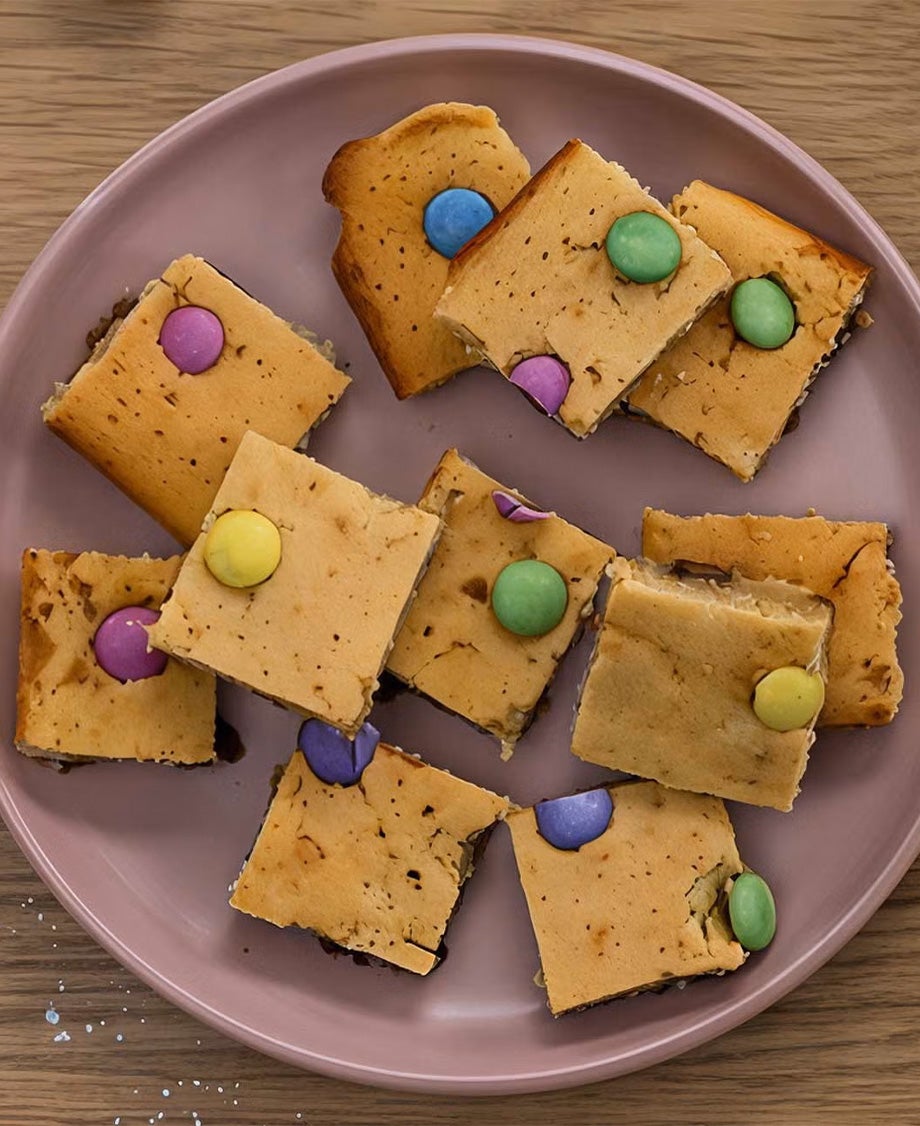 smarties blondies on a rose plate 