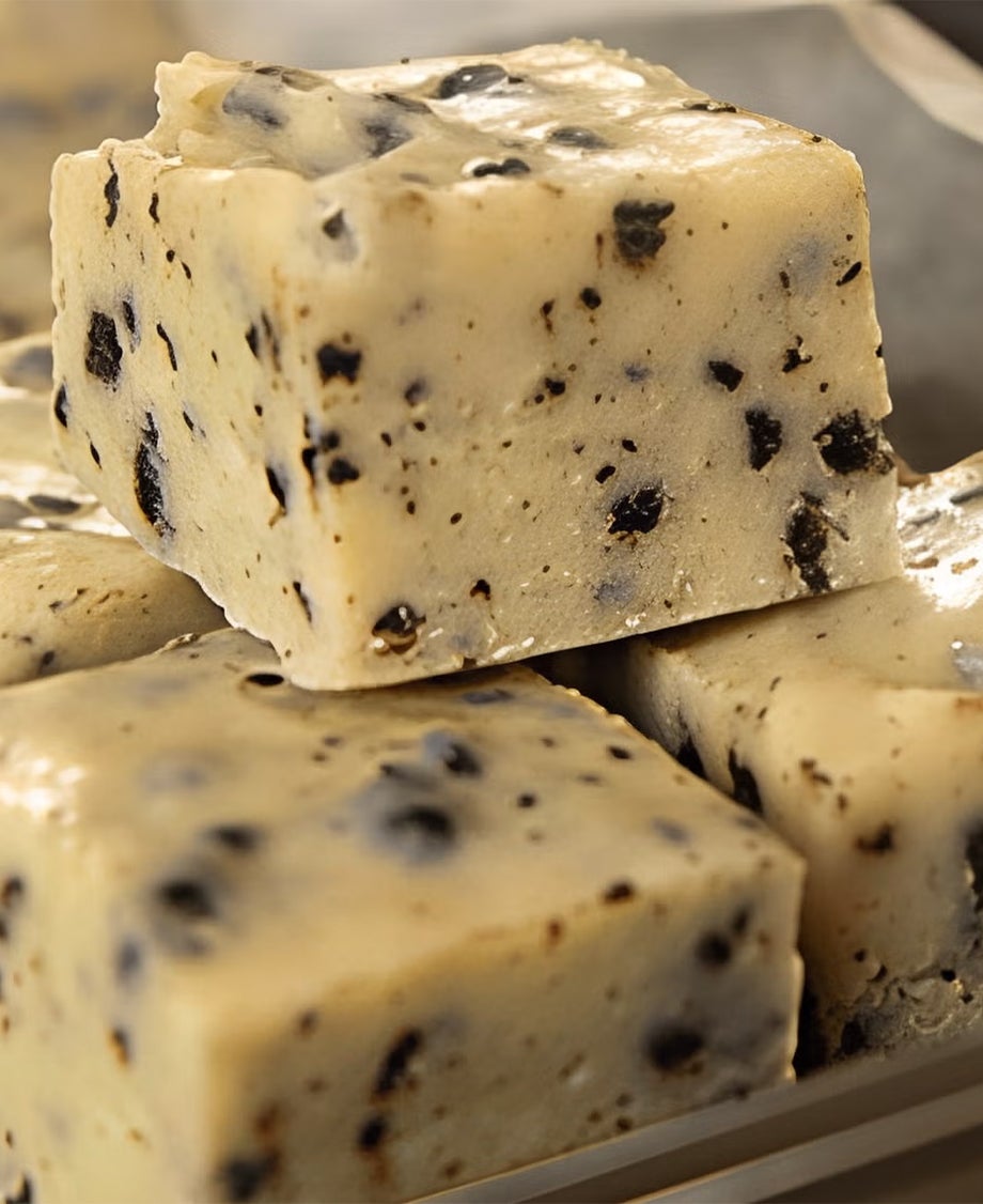 Cubes of Milkybar white chocolate fudge speckled with dark chocolate cookie mix.